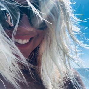 Meet your Posher, Aiga